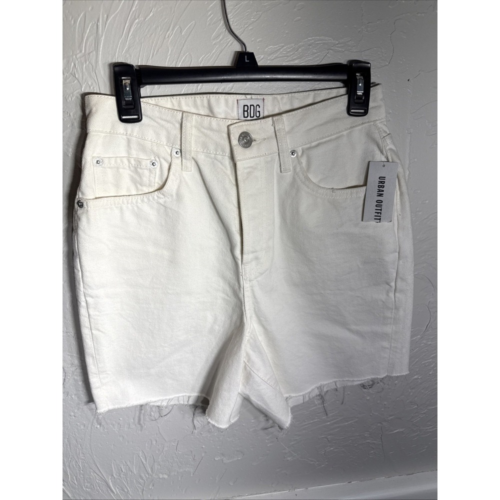 BDG Urban Outfitters 90's Button Fly Long Inseam Cutoff Denim White Shorts28 NWT